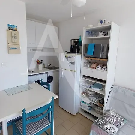 Coquet T2 Avec Balcon En Plein Coeur Du Quartier De La Corniche Proche Commerces Et Plages * Sete